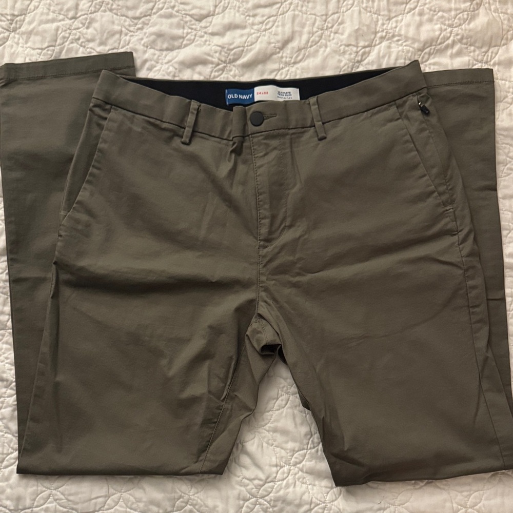 Old Navy Men's Khaki Chinos